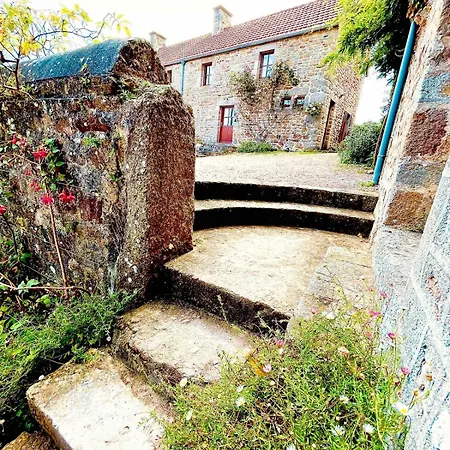 De Charme Avec Vue Et Bain Nordique * La Pernelle