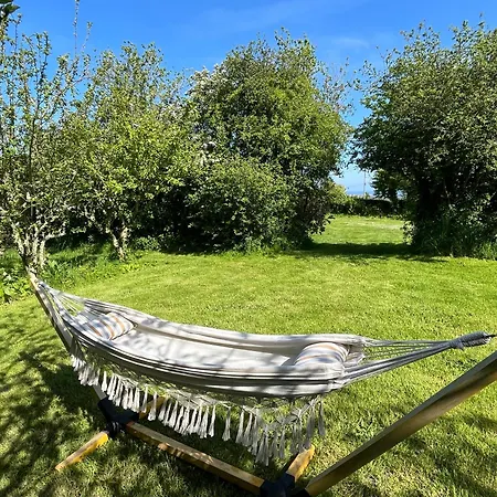 Le Petit Nid, Vue Mer, L'ile De Tatihou Avec Jacuzzi 펜션 *
