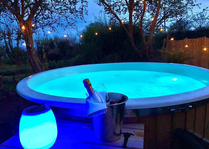 Le Petit Nid, Vue Mer, L'ile De Tatihou Avec Jacuzzi * La Pernelle