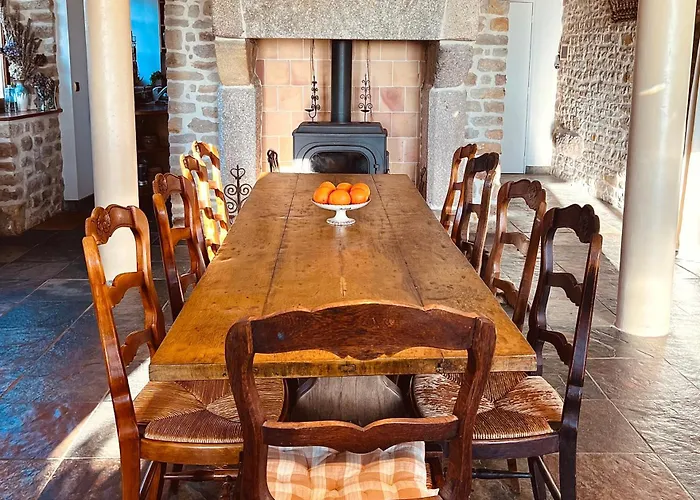 펜션 Le Petit Nid, Vue Mer, L'ile De Tatihou Avec Jacuzzi *