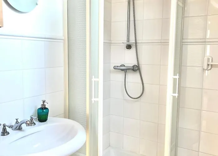 Le Petit Nid, Vue Mer, L'ile De Tatihou Avec Jacuzzi *